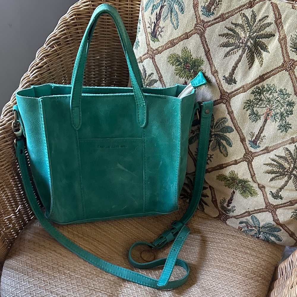 Portland Leather Tote Bag in “Reef” hard to find color!